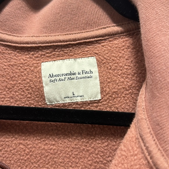 A&F cropped half zip - Picture 2 of 2